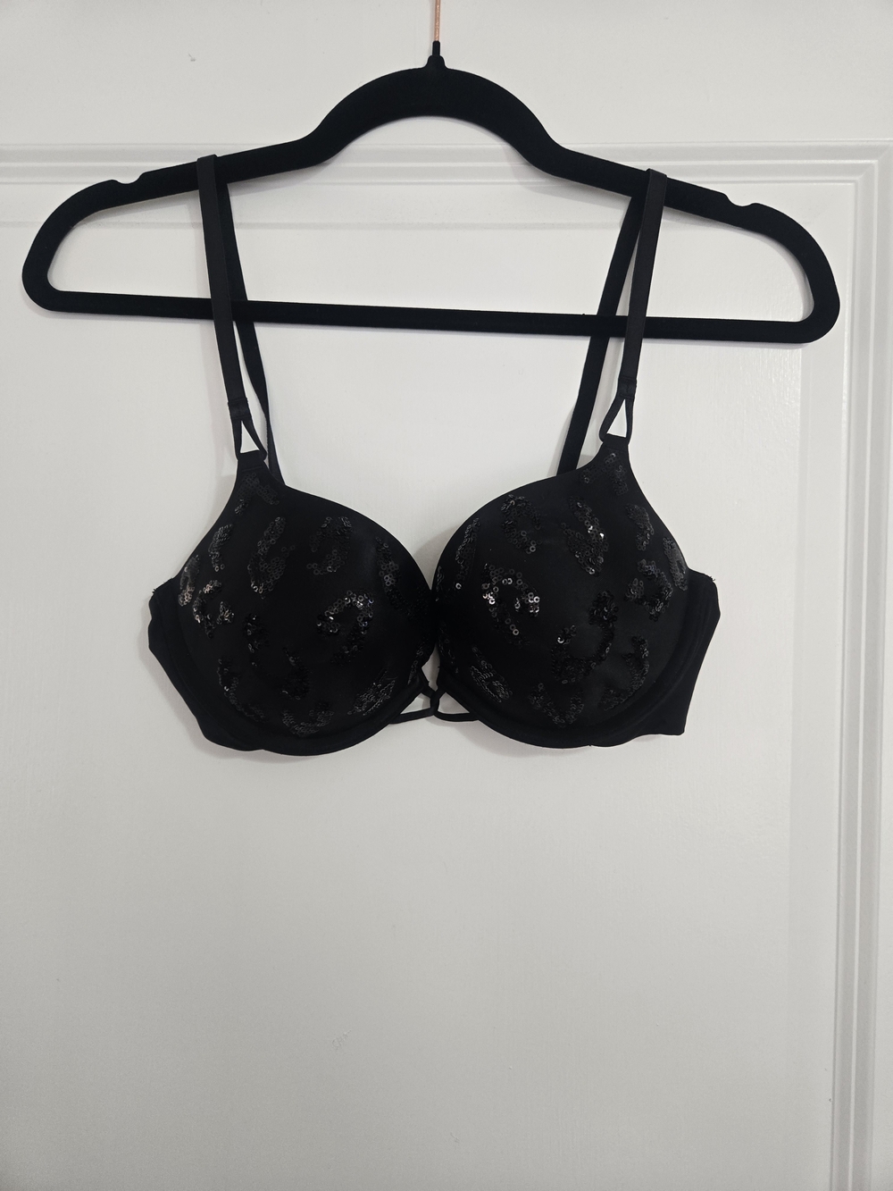 VICTORIA SECRET PUSH UP BRA